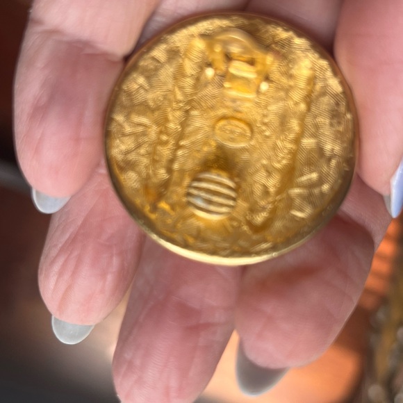 Givenchy clip on  earrings - Picture 5 of 5